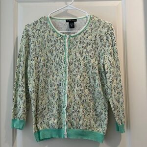 New York & Company Floral Cardigan  Button Down lightweight preppy Sweater sizeM
